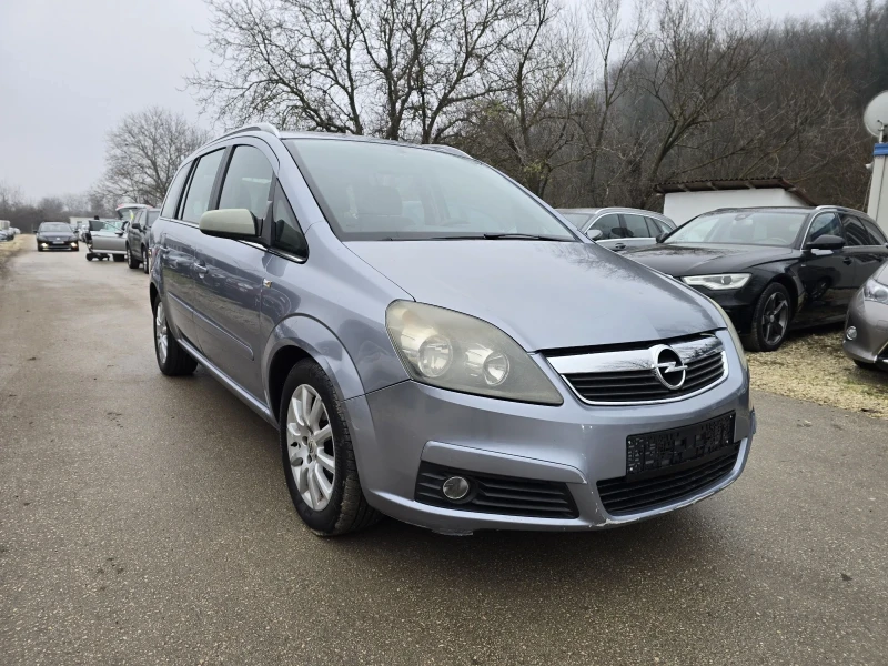Opel Zafira 1.8 140к.с Фабрична газ , снимка 2 - Автомобили и джипове - 52859337
