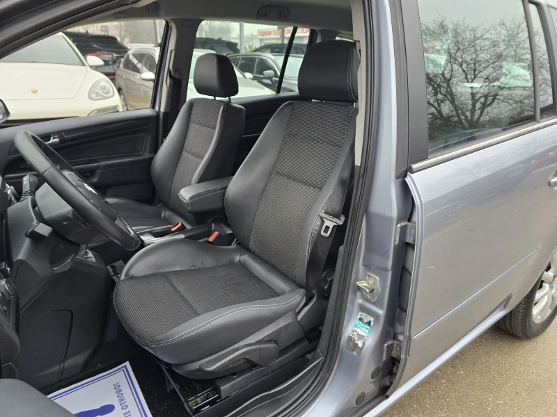 Opel Zafira 1.8 140к.с Фабрична газ , снимка 10 - Автомобили и джипове - 52859337