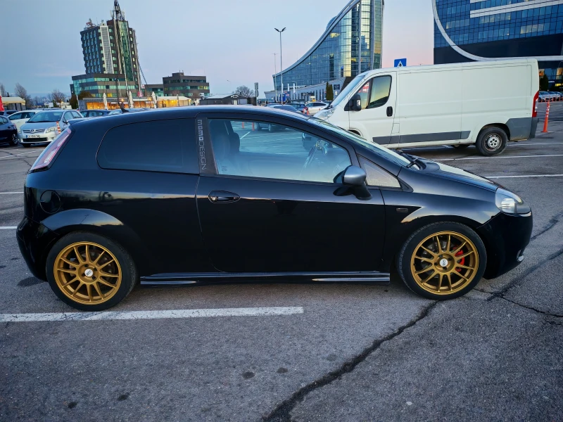 Fiat Punto 1.9 Multijet, снимка 5 - Автомобили и джипове - 53115280