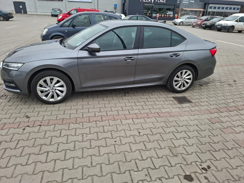 Skoda Octavia 2.0 TDI DSG, снимка 3 - Автомобили и джипове - 53174783