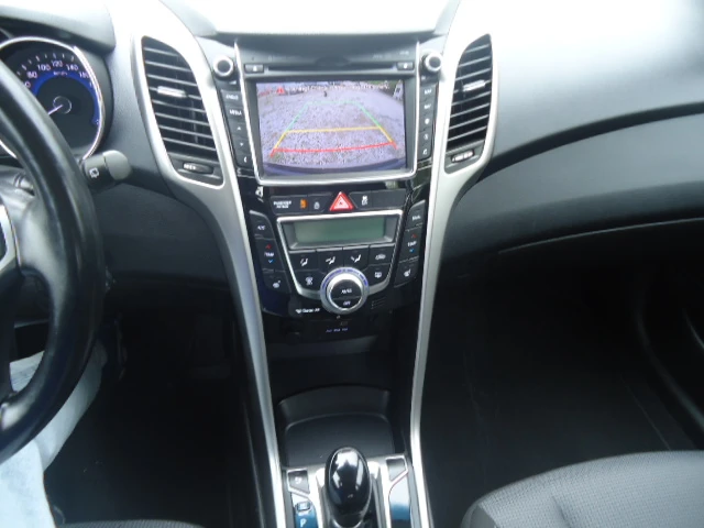 Hyundai I30 1.6 CRDI NAVI AUTOMAT, снимка 10 - Автомобили и джипове - 47444815