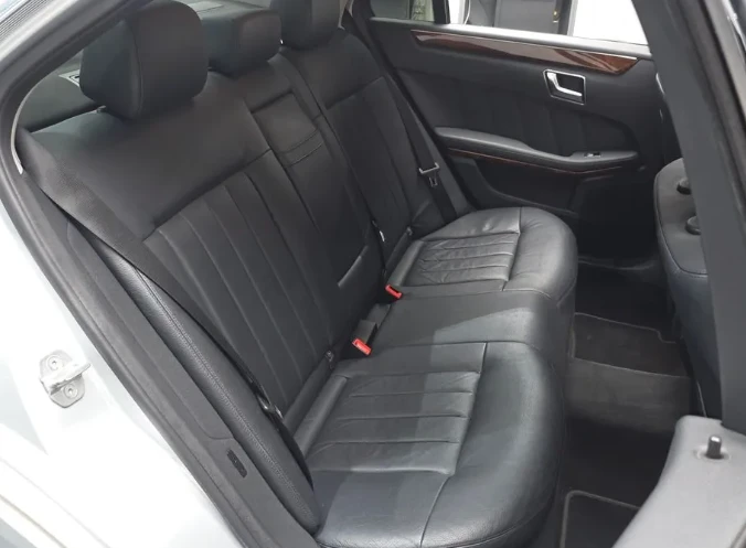 Mercedes-Benz E 300 | Mobile.bg   12