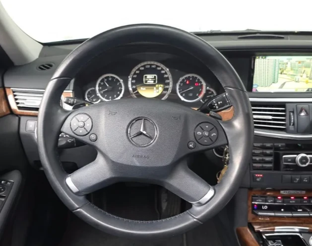 Mercedes-Benz E 300 | Mobile.bg   13