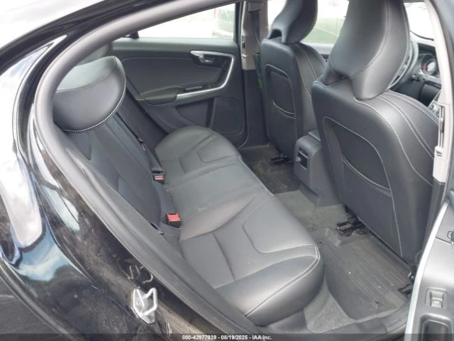 Volvo S60 T5 DYNAMIC - изображение 8