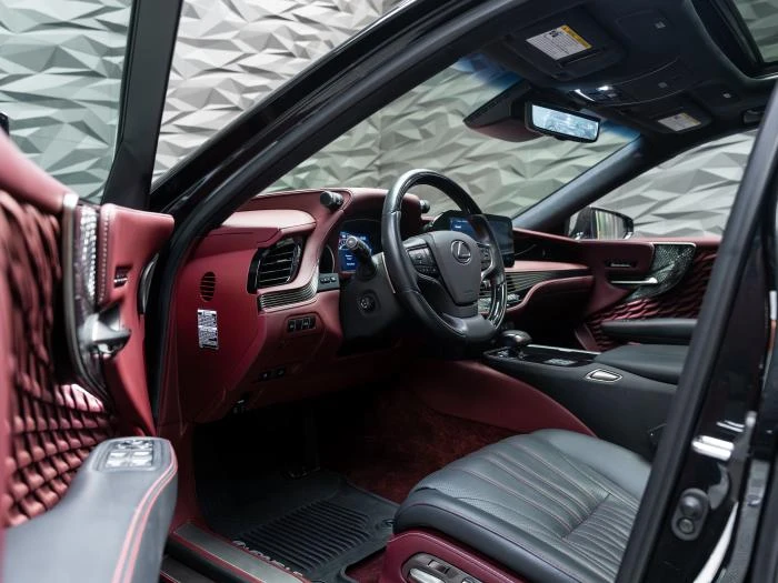 Lexus LS 500 AWD* 360* HUD* MASSAGE* ОБДУХВ* SOFTCLOSE* PRIVILE, снимка 16 - Автомобили и джипове - 54770267