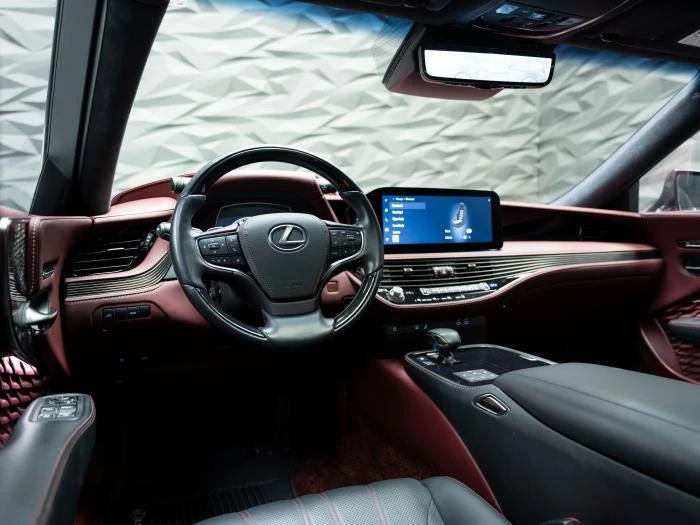 Lexus LS 500 AWD* 360* HUD* MASSAGE* ОБДУХВ* SOFTCLOSE* PRIVILE, снимка 17 - Автомобили и джипове - 54770267
