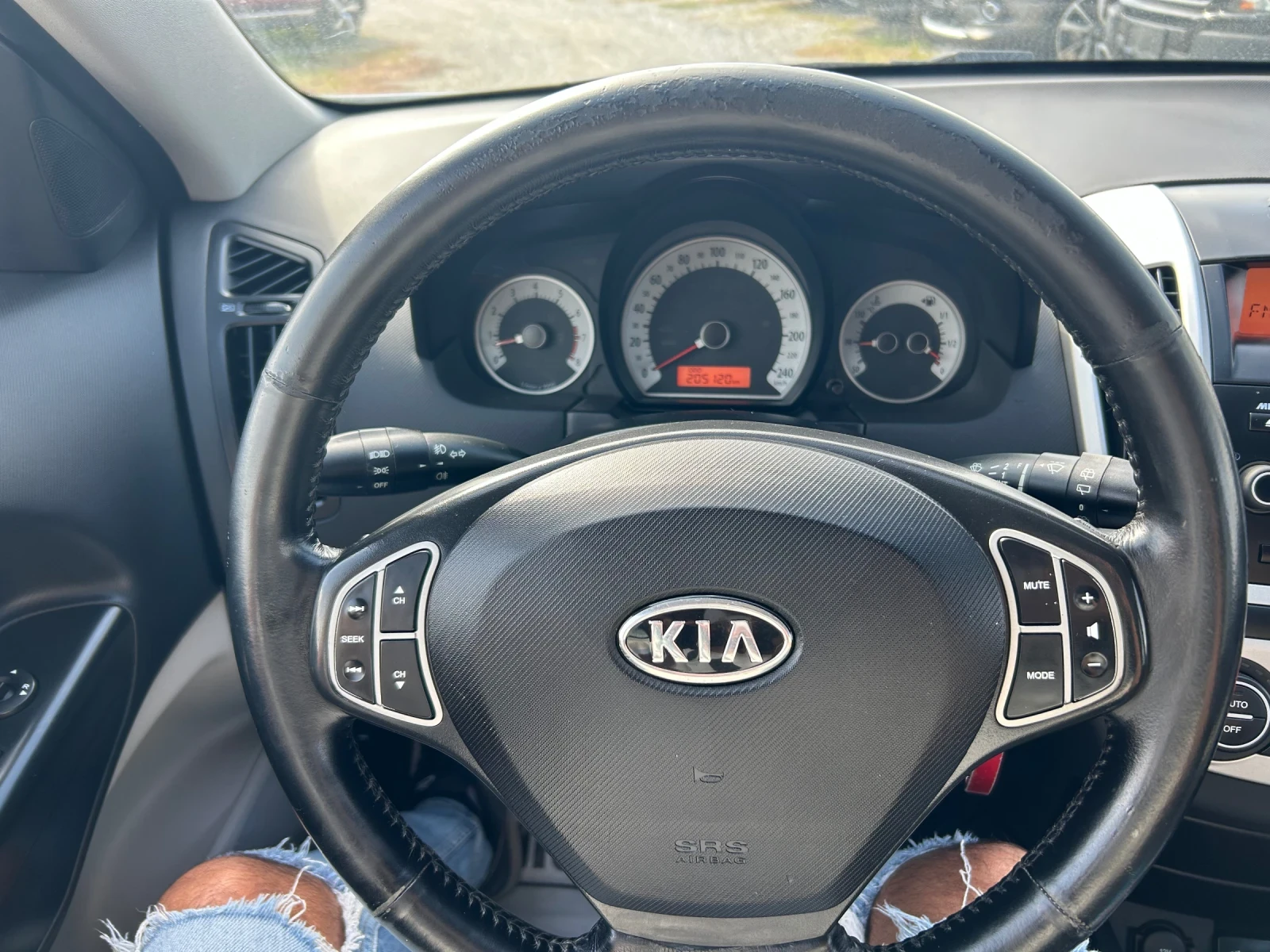 Kia Ceed 1.6i GAZ - изображение 9