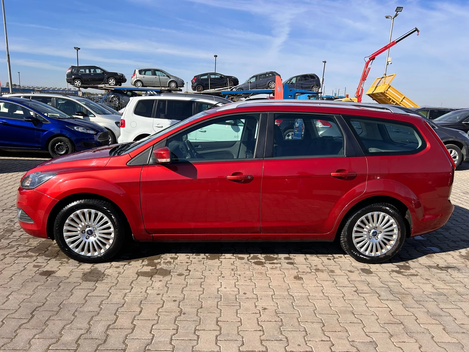 Ford Focus 1.6i EURO 4 ЛИЗИНГ - изображение 9