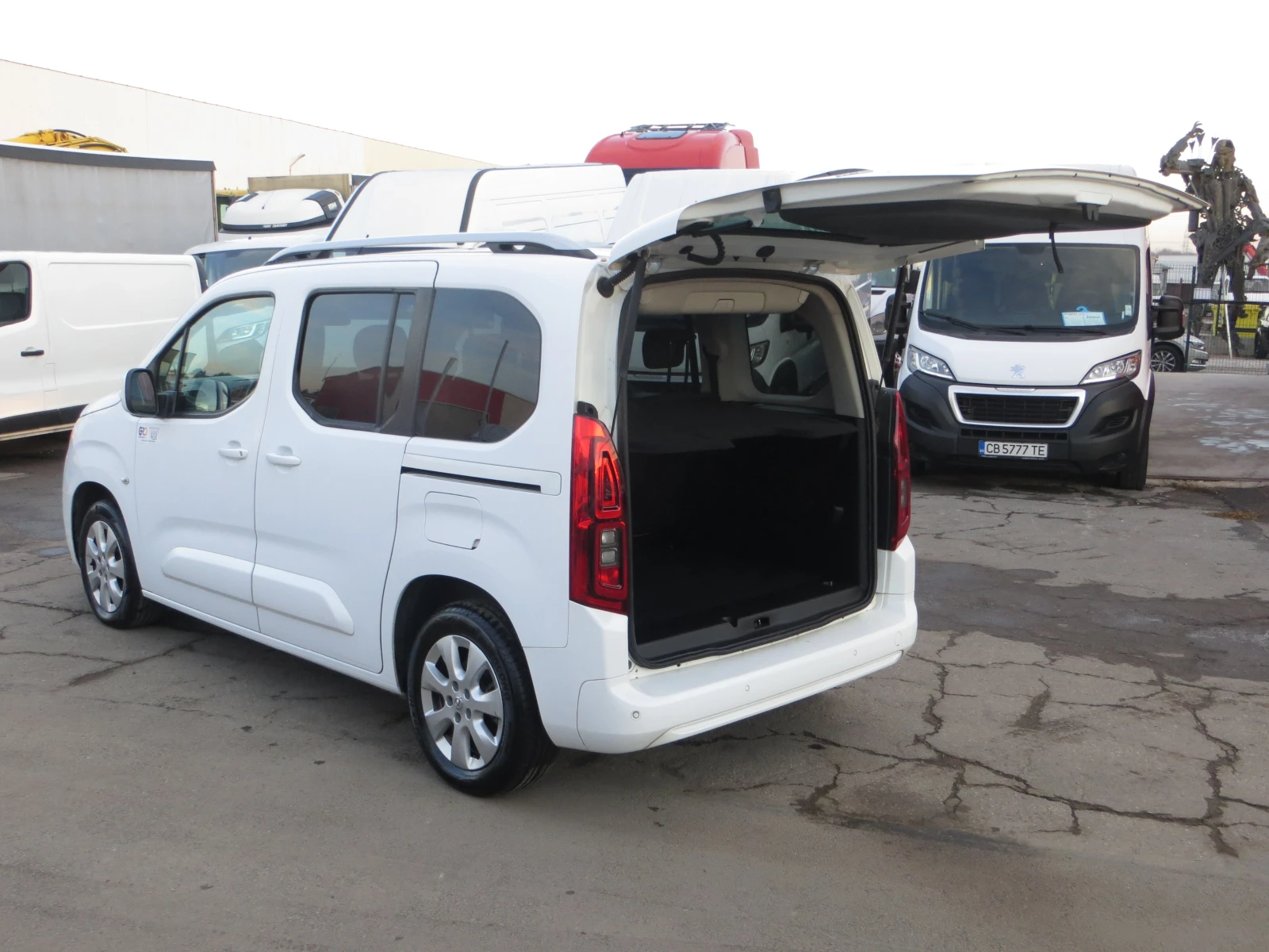 Opel Combo LIFE  5+ 1  | Mobile.bg   14