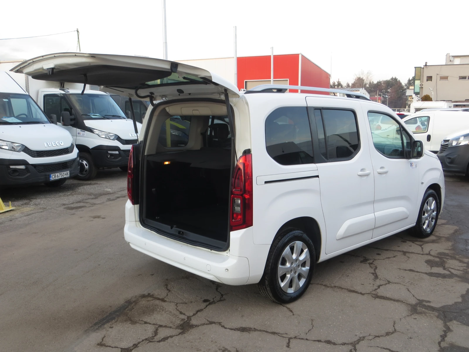 Opel Combo LIFE  5+ 1  | Mobile.bg   16