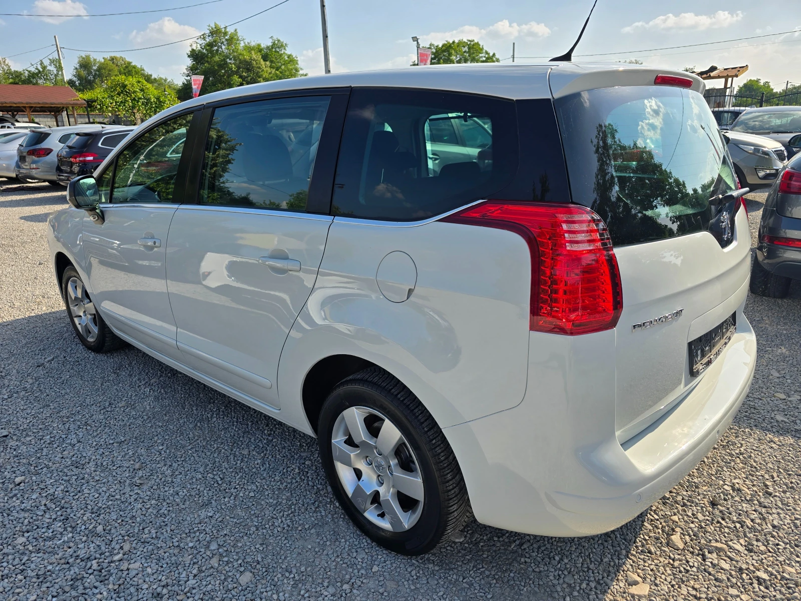 Peugeot 5008 1.6HDI-ЕВРО 5В-6 СКОРОСТИ-НАВИГАЦИЯ - изображение 4