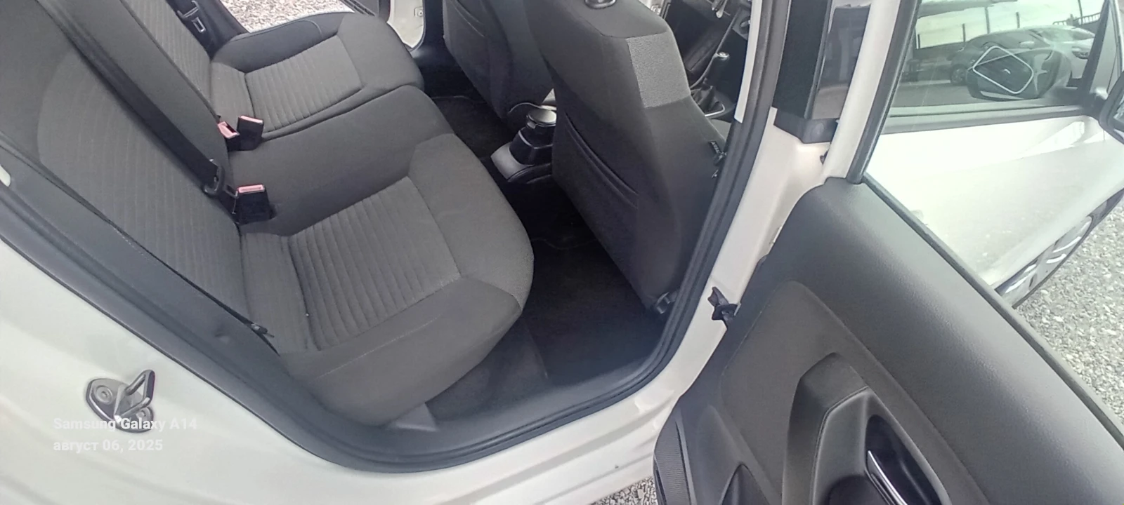VW Polo 1.6TDI Euro5 - изображение 10