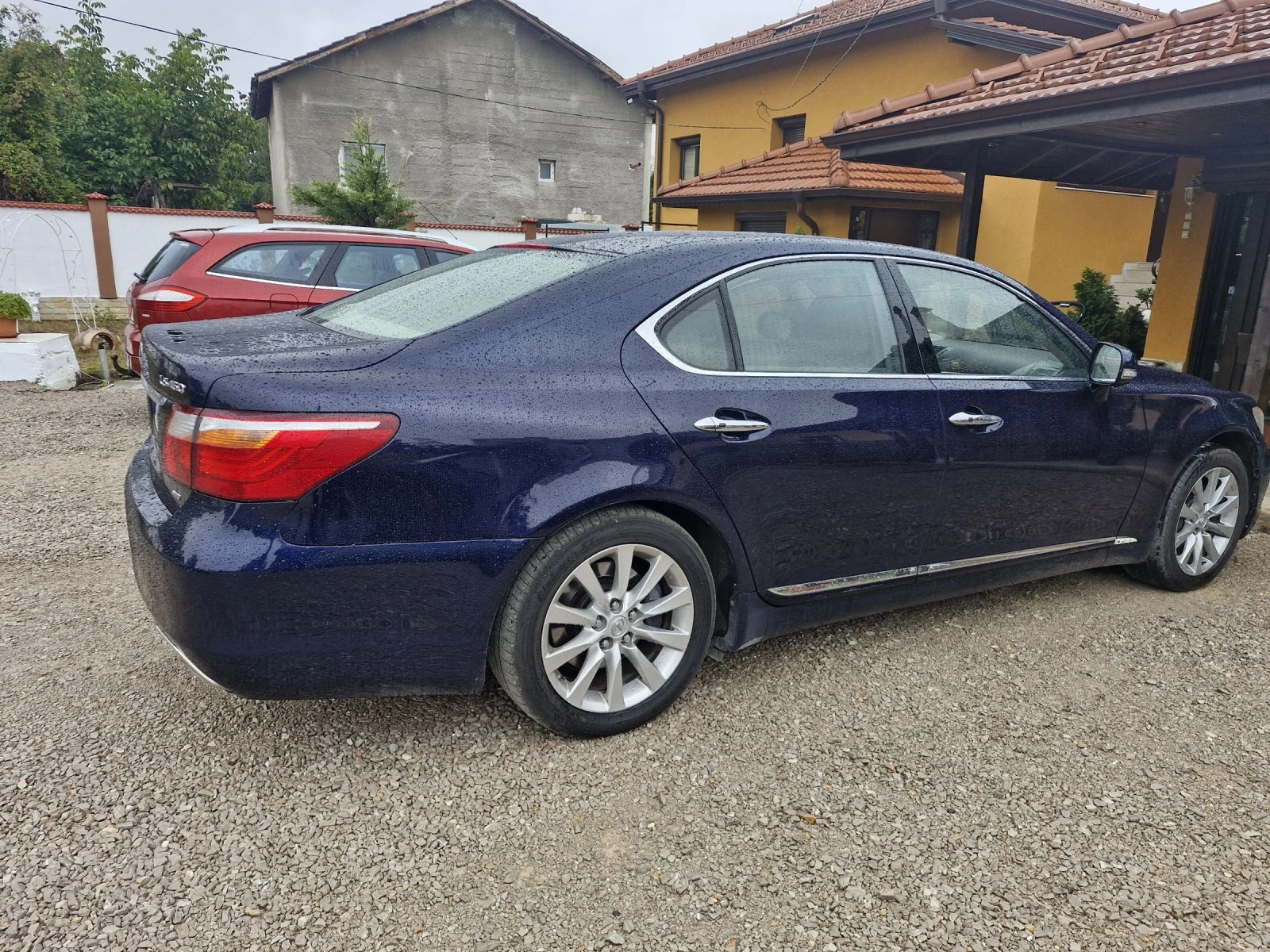 Lexus LS 460  - изображение 5