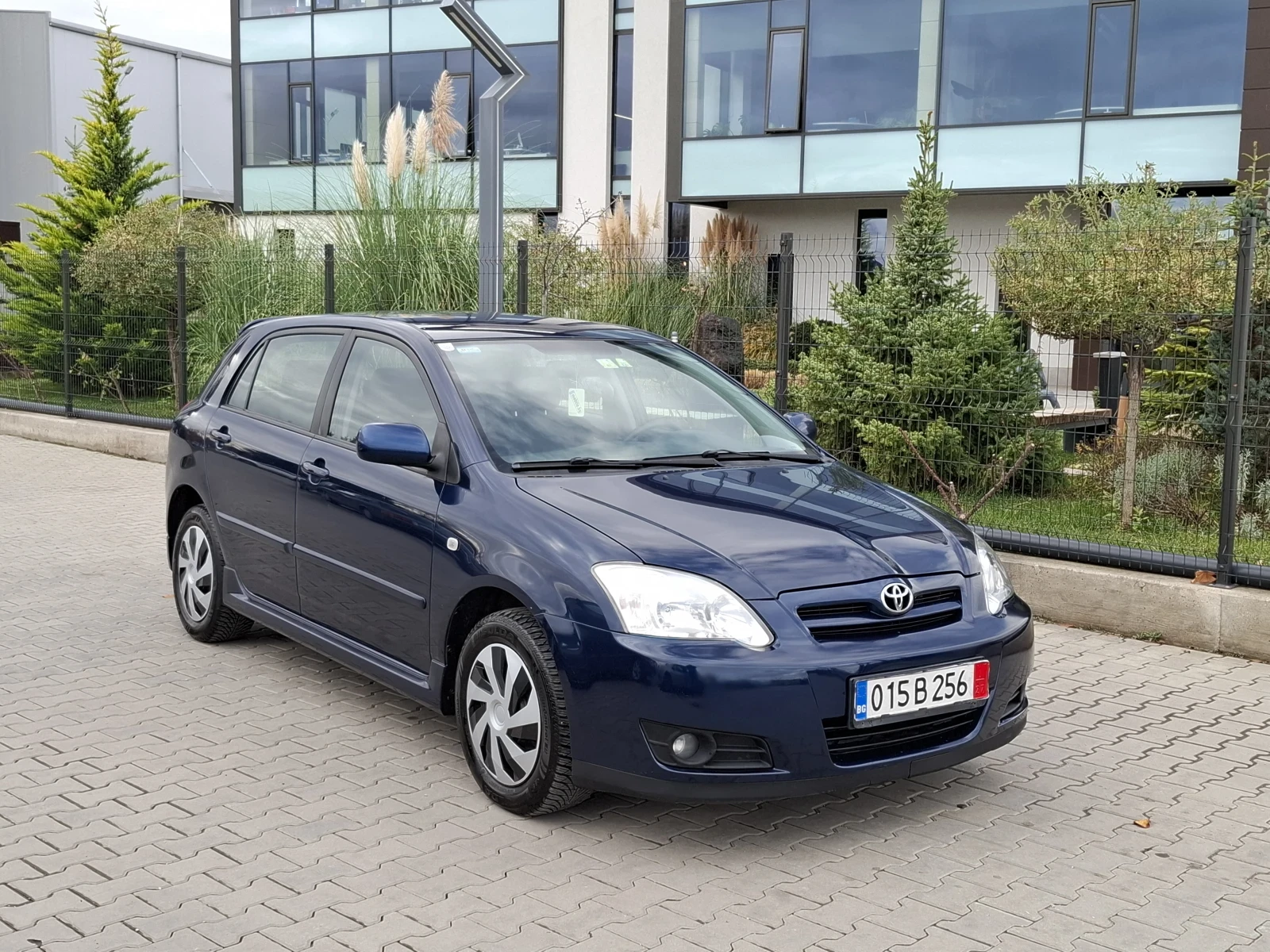 Toyota Corolla 1.4D4D* (90кс)* FACELIFT* АВТОМАТИК* * HОВ ВНОС*  - изображение 2