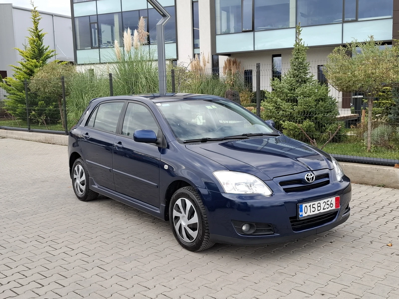 Toyota Corolla 1.4D4D* (90кс)* FACELIFT* АВТОМАТИК* * HОВ ВНОС*  - изображение 3