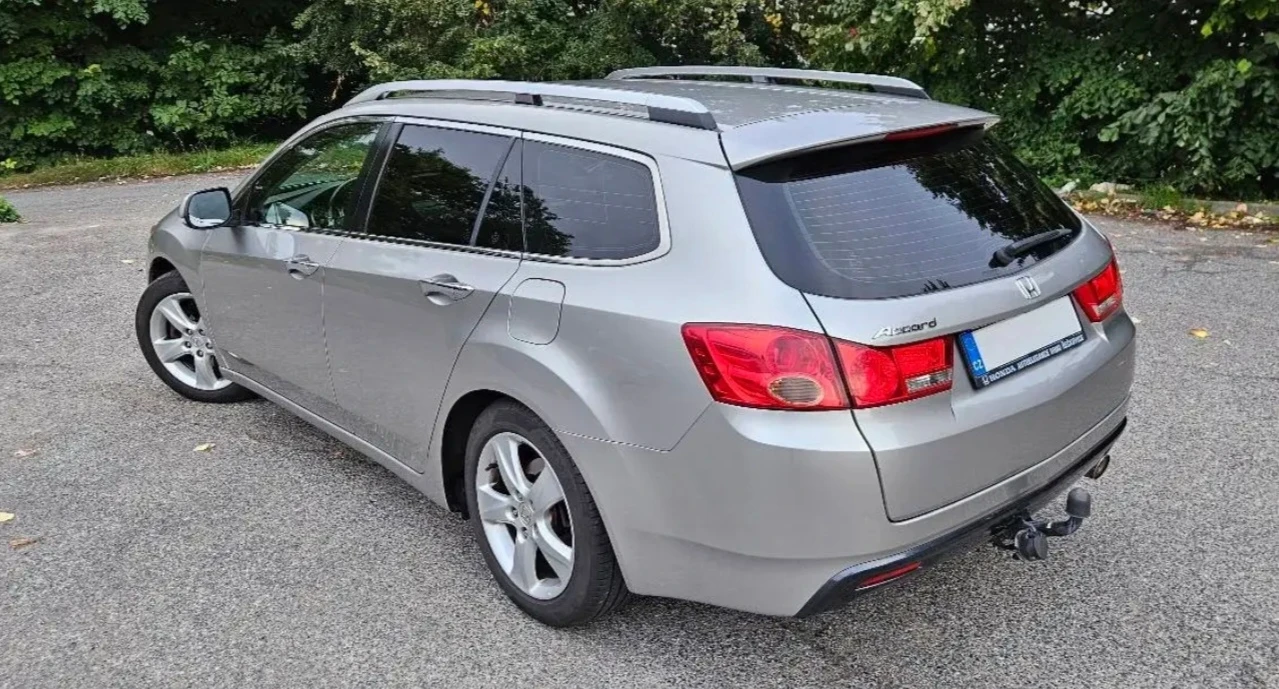 Honda Accord 8G 2.0i V-TEC* Автоматик* СЕРВИЗНА КНИЖКА - изображение 3