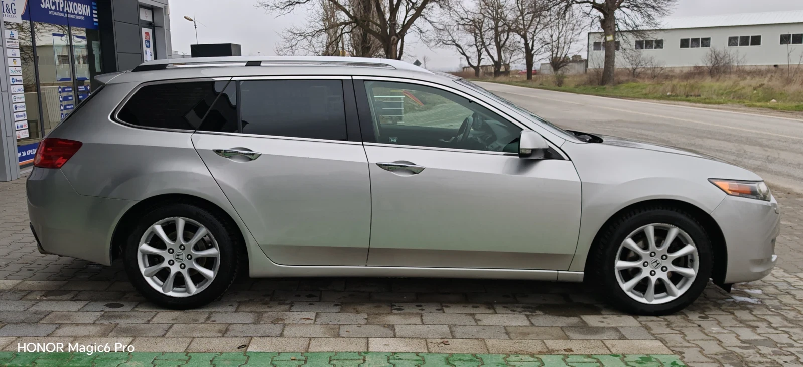 Honda Accord 8G 2.0i V-TEC* Автоматик* СЕРВИЗНА КНИЖКА - изображение 6