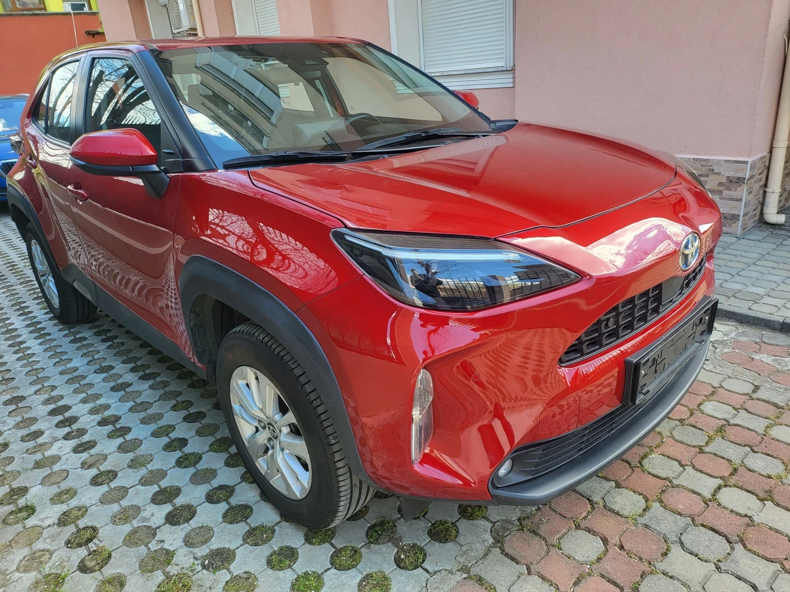 Toyota Yaris Cross 1, 5 Hibrid. 116hp Dynamic Business.Kamera.Led.Nav, снимка 4 - Автомобили и джипове - 54123843