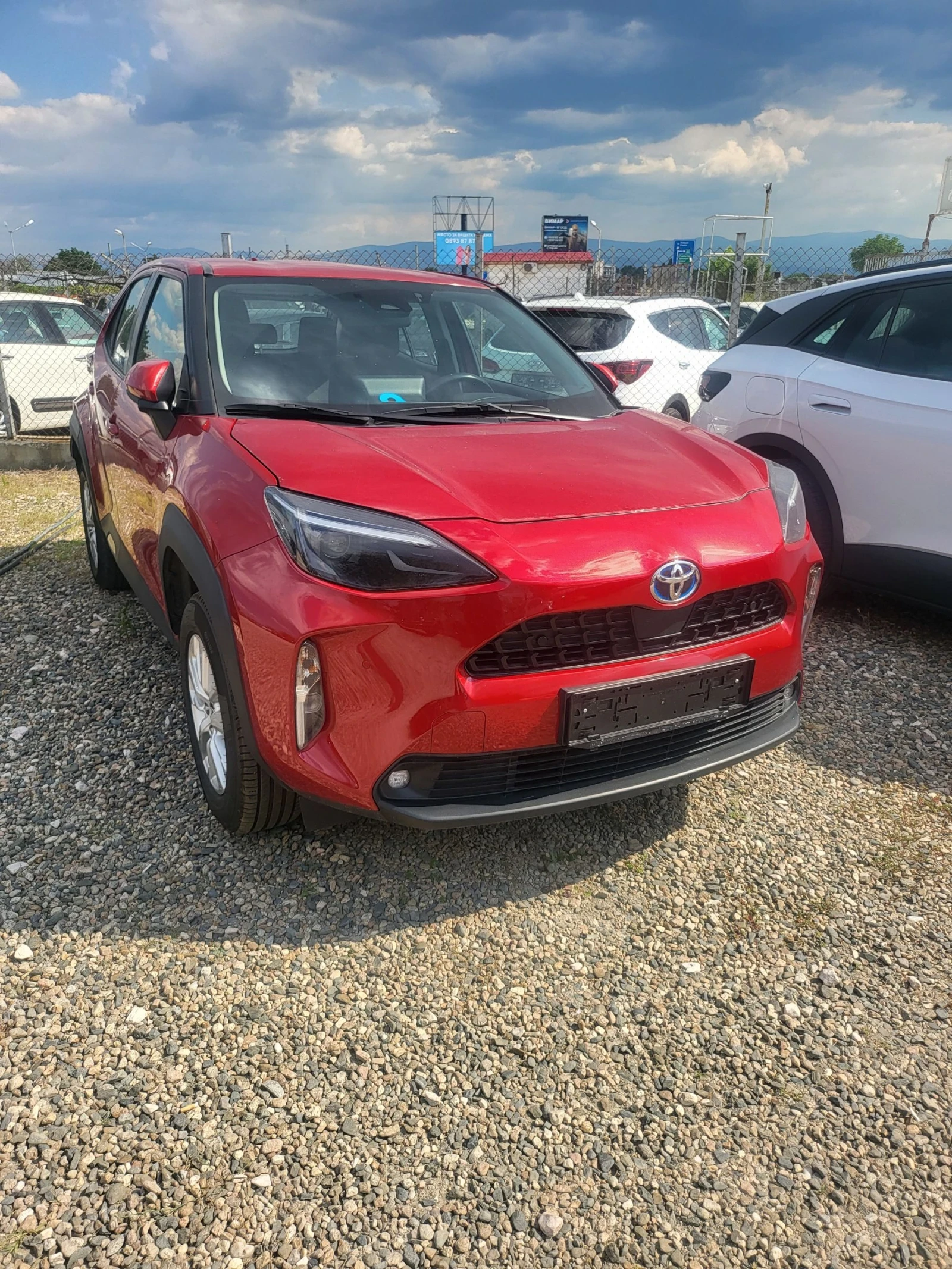 Toyota Yaris Cross 1, 5 Hibrid.116hp Dynamic Business.Kamera.Led.Navi, снимка 2 - Автомобили и джипове - 55018134