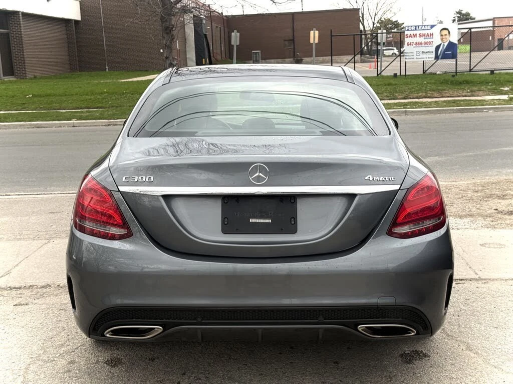 Mercedes-Benz C 300 4MATIC* АвтоКредит* (Цена до БГ) , снимка 4 - Автомобили и джипове - 54444546