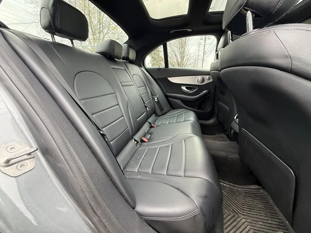 Mercedes-Benz C 300 4MATIC* АвтоКредит* (Цена до БГ) , снимка 9 - Автомобили и джипове - 54444546