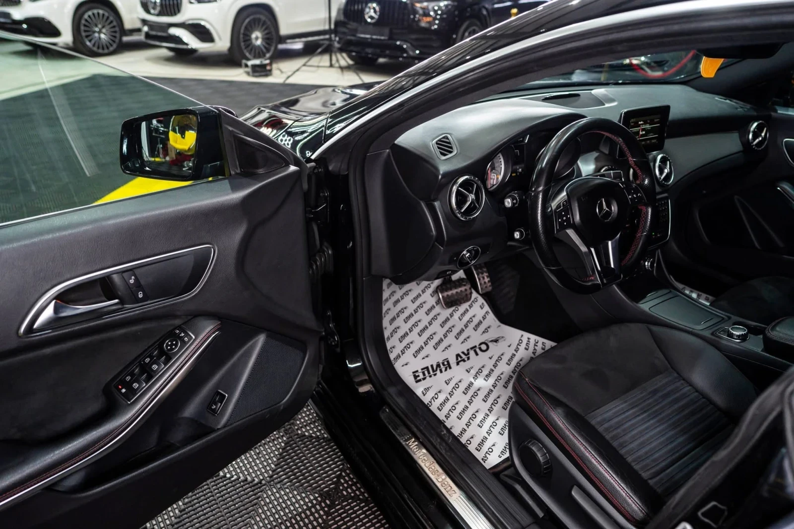 Mercedes-Benz CLA 220 D FULL AMG LINE LED NAVI ЛИЗИНГ 100%, снимка 11 - Автомобили и джипове - 54771196