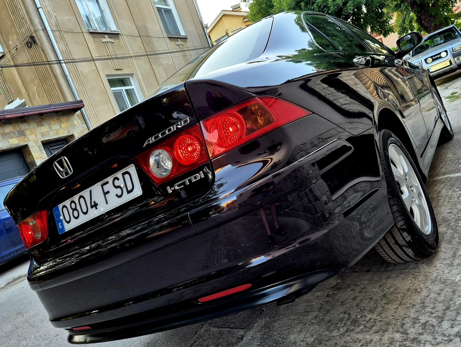Honda Accord 2.2d-EXECUTIVE-FACE LIFT-veriga-6скорости-japan , снимка 2 - Автомобили и джипове - 54723525