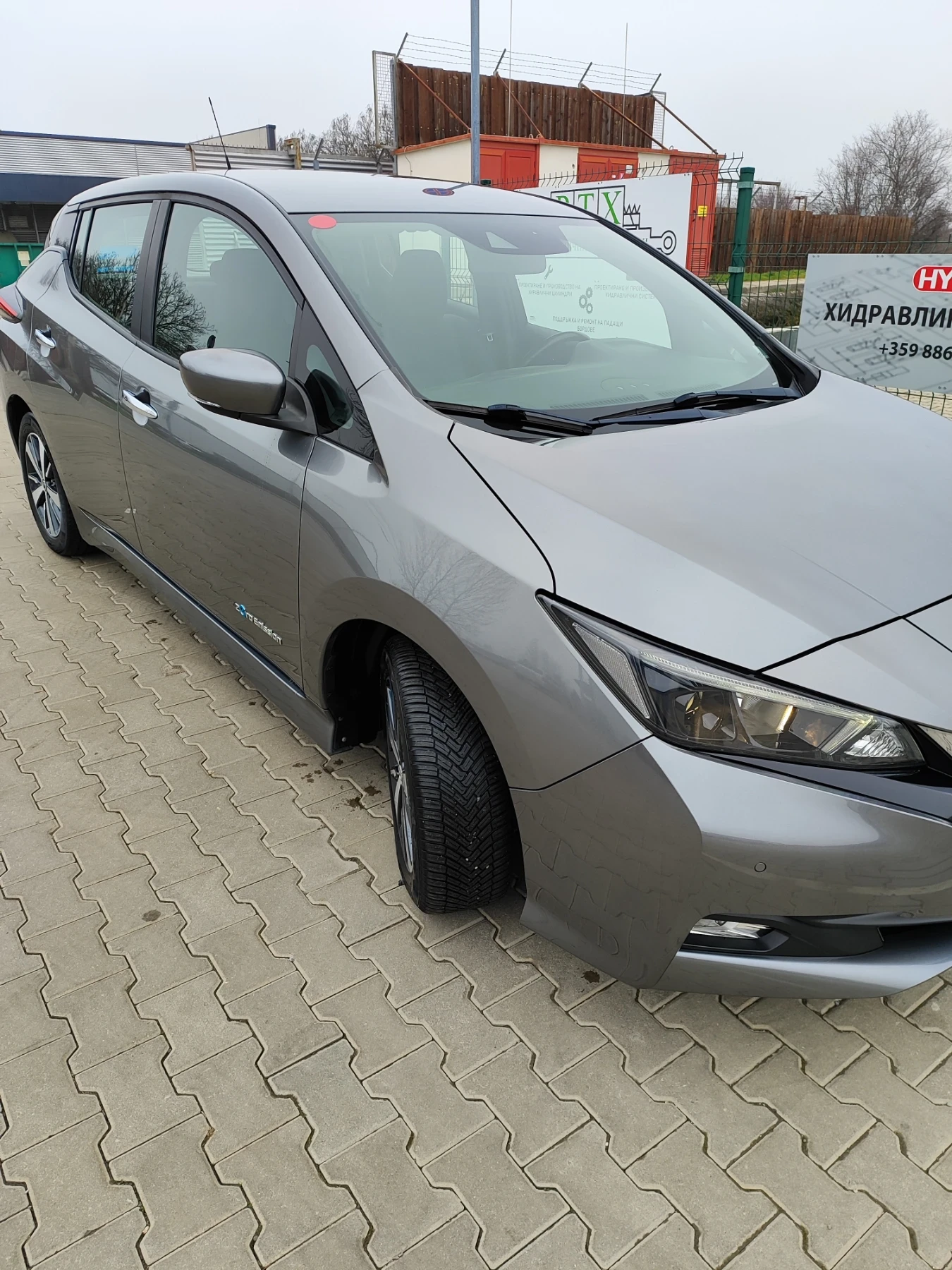 Nissan Leaf  N-connecta , снимка 2 - Автомобили и джипове - 54844261