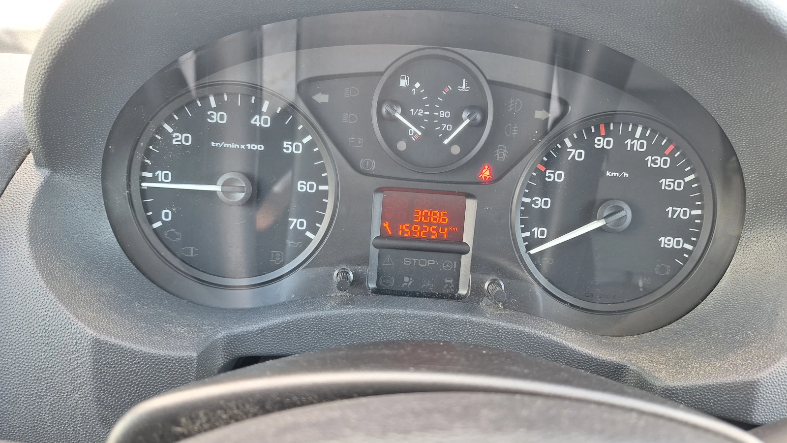 Peugeot Expert, снимка 15 - Автомобили и джипове - 55161263