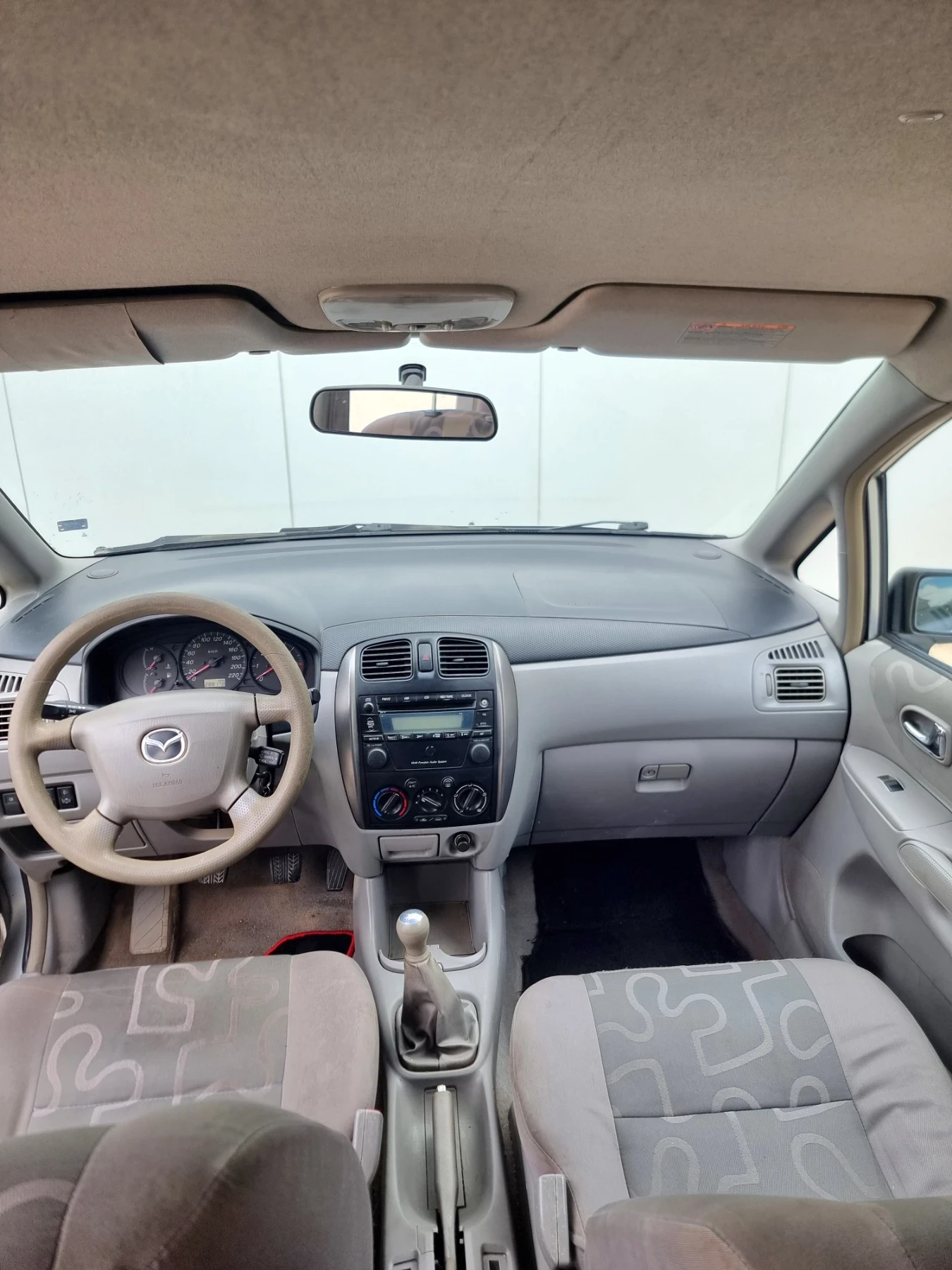 Mazda Premacy 2.0, снимка 16 - Автомобили и джипове - 55376845
