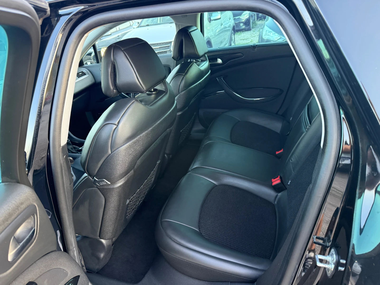 Citroen C5 2.0 HDI EXCLUSIVE 163 к.с., снимка 11 - Автомобили и джипове - 55513070