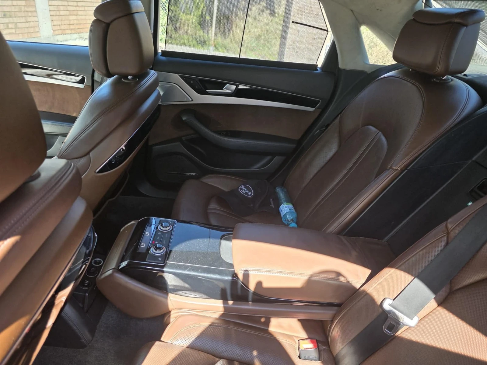 Audi A8, снимка 6 - Автомобили и джипове - 55631135