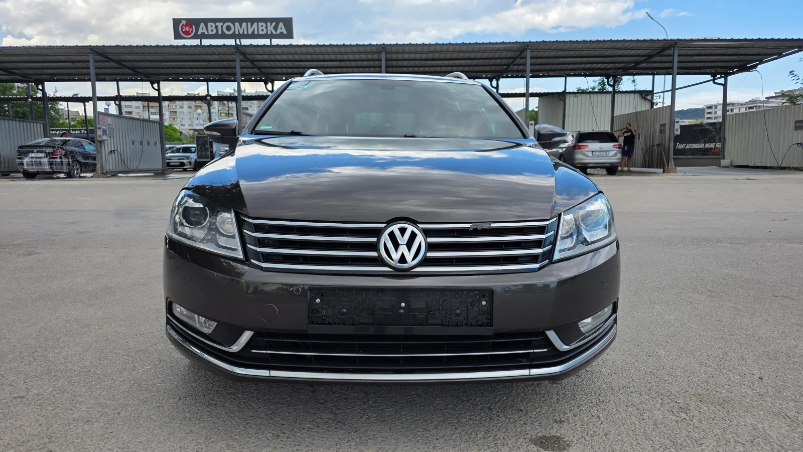 VW Passat УНИКАЛНА/R-LINE, снимка 2 - Автомобили и джипове - 55677879
