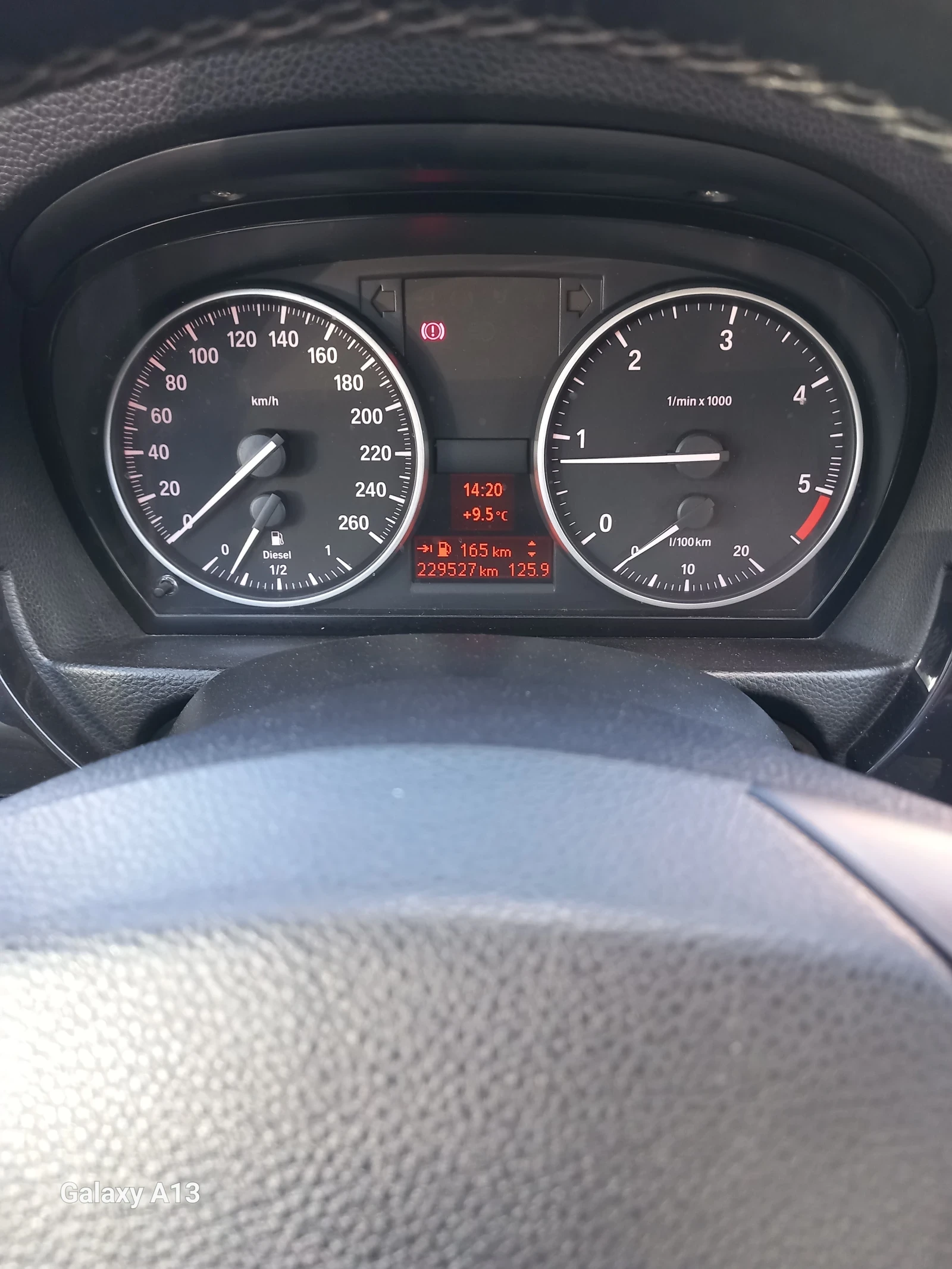 BMW 318, снимка 9 - Автомобили и джипове - 55824771