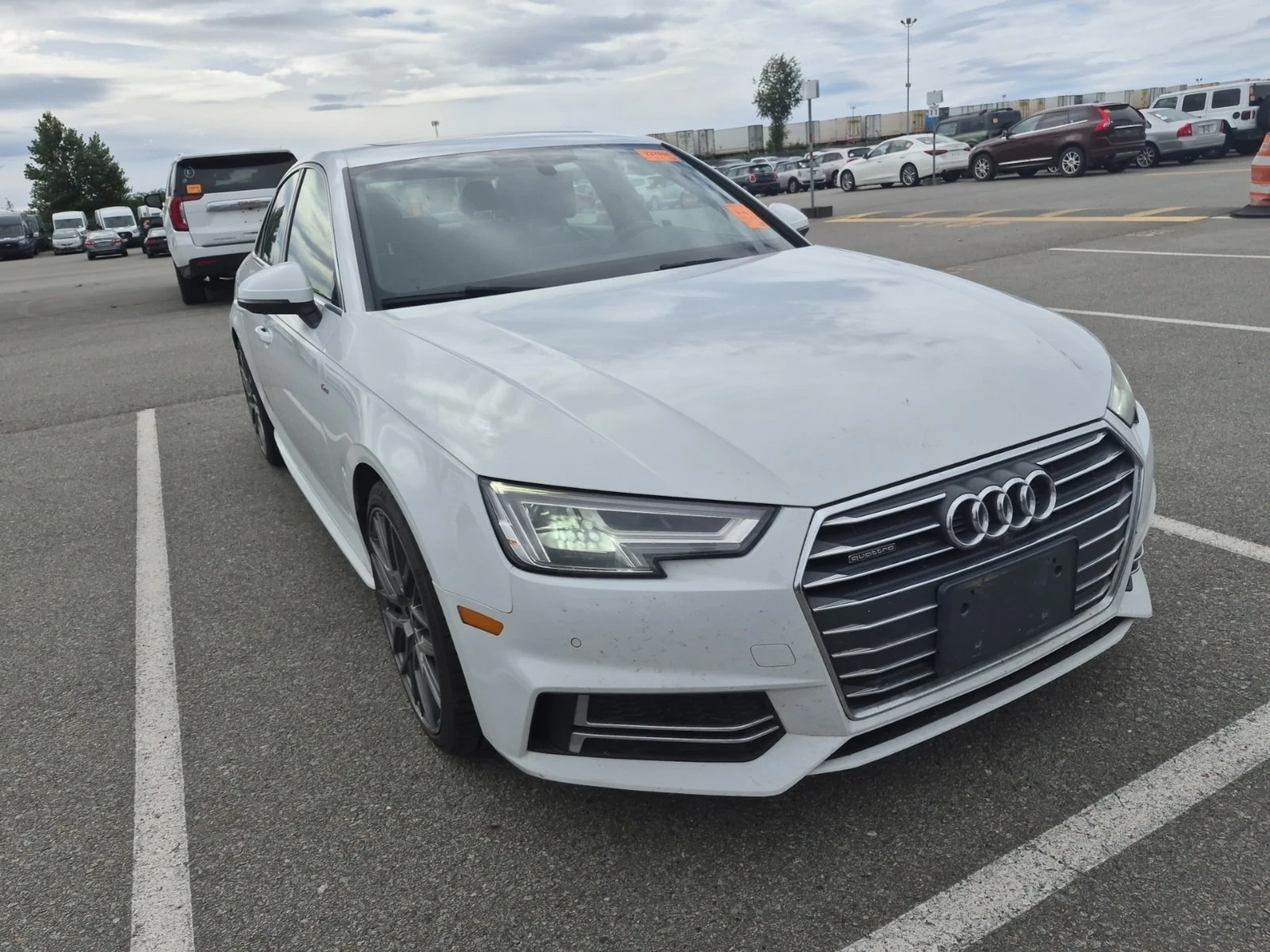 Audi A4 * TECHNIK * CARFAX * ФИНАНСИРАНЕ, снимка 2 - Автомобили и джипове - 55995547