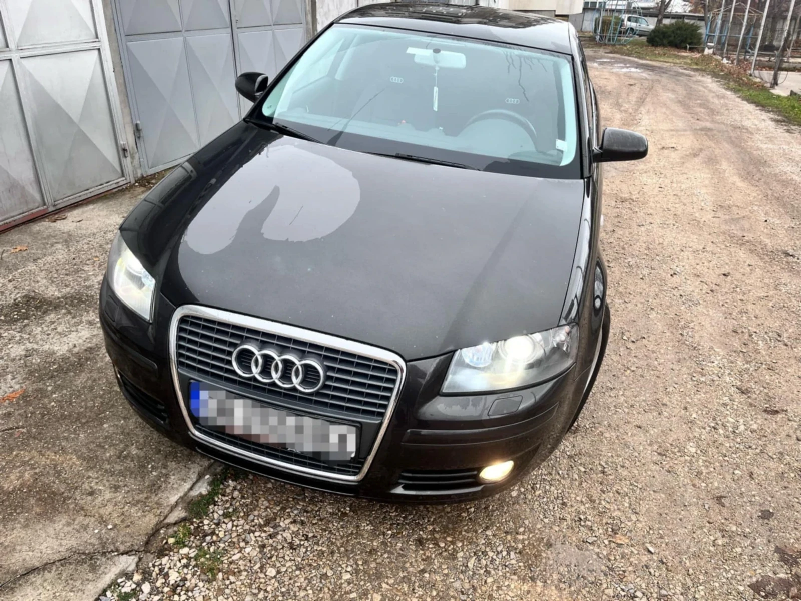 Audi A3 1.6 mpi 102 коня газов инжекцион - Автоматик 