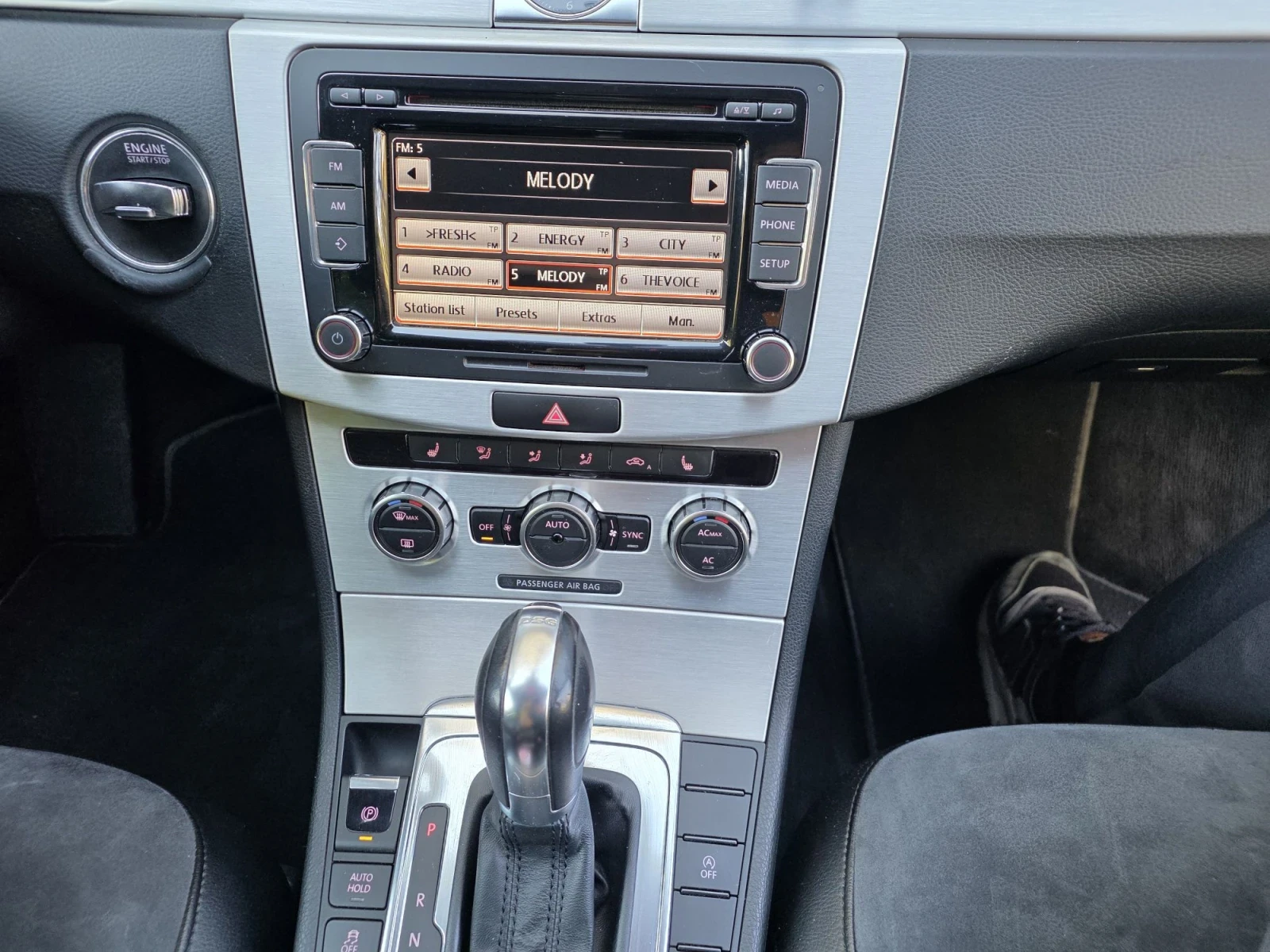 VW Passat, снимка 10 - Автомобили и джипове - 56408631