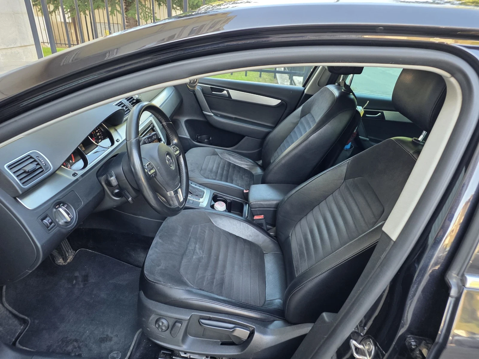 VW Passat, снимка 11 - Автомобили и джипове - 56408631