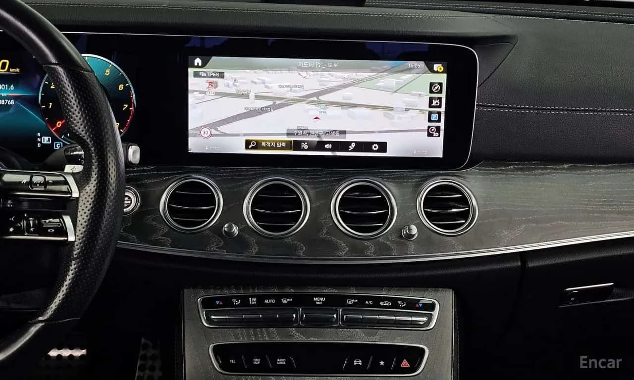 Mercedes-Benz E 350 * 4MATIC AMG Line * ��������� ���� �� �������� *  | Mobile.bg � ����������� 14