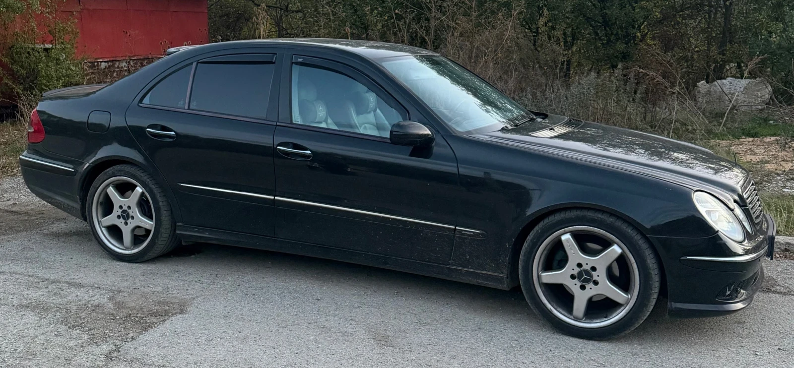 Mercedes-Benz E 320, снимка 2 - Автомобили и джипове - 56616466