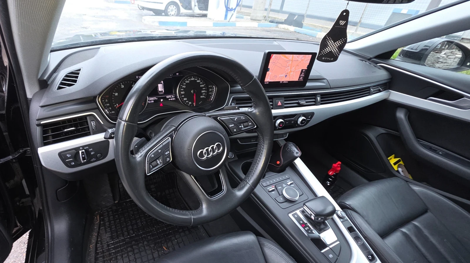 Audi A4, снимка 11 - Автомобили и джипове - 56639544