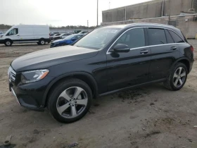  Mercedes-Benz GLC 30...