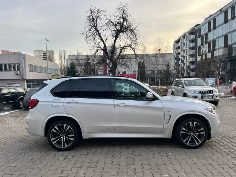 BMW X5 M50D, снимка 6 - Автомобили и джипове - 47525300