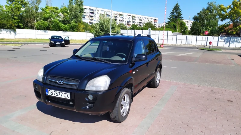 Hyundai Tucson 2.0 CRDI 140 к.с., снимка 1 - Автомобили и джипове - 47483138