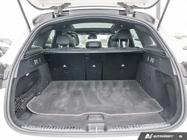 Mercedes-Benz GLC 300 * 360 * PANO * ПОДГРЕВИ * ПАМЕТ, снимка 11 - Автомобили и джипове - 53448208
