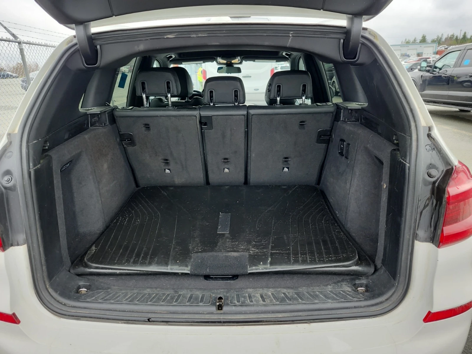 BMW X3 X-Drive* Distronic* Digital Cockpit* Крайна цена, снимка 5 - Автомобили и джипове - 54552797