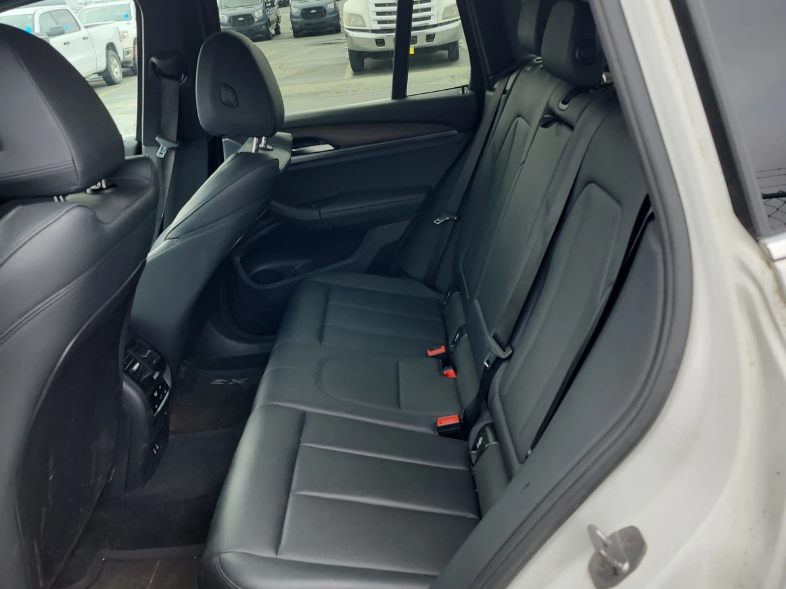 BMW X3 X-Drive* Distronic* Digital Cockpit* Крайна цена, снимка 8 - Автомобили и джипове - 54552797