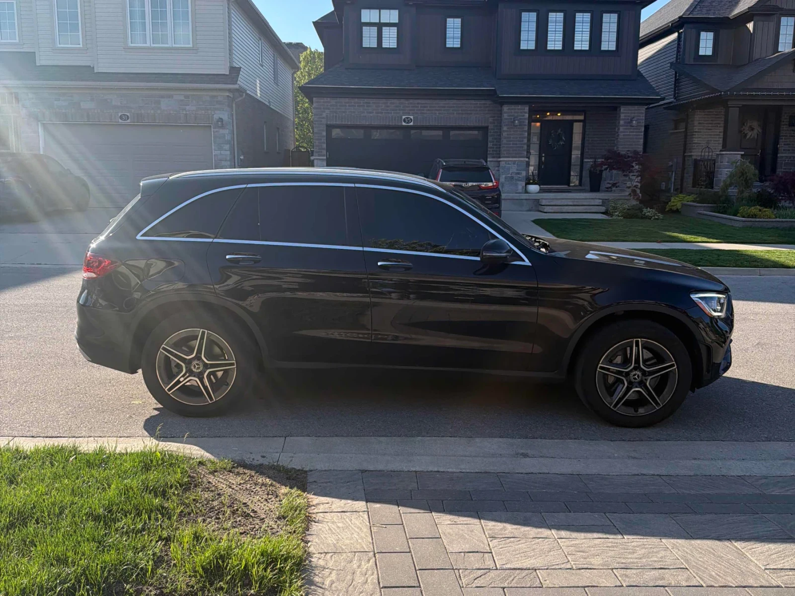 Mercedes-Benz GLC 300 ДИСТРОНИК * ПОДГРЕВ * ПАНОРАМА * CARFAX, снимка 3 - Автомобили и джипове - 54704268