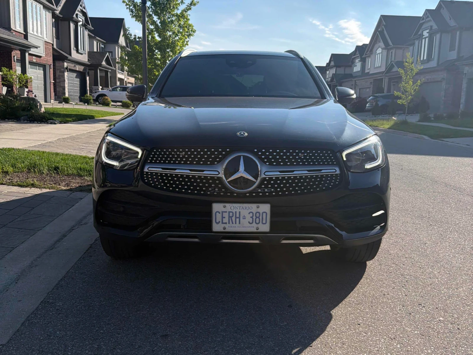 Mercedes-Benz GLC 300 ДИСТРОНИК * ПОДГРЕВ * ПАНОРАМА * CARFAX
