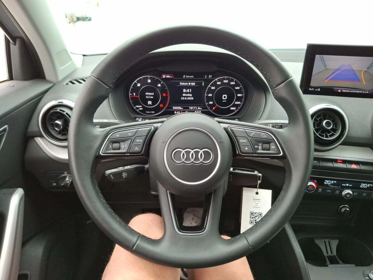 Audi Q2 30 TDI Attraction, снимка 5 - Автомобили и джипове - 55088954